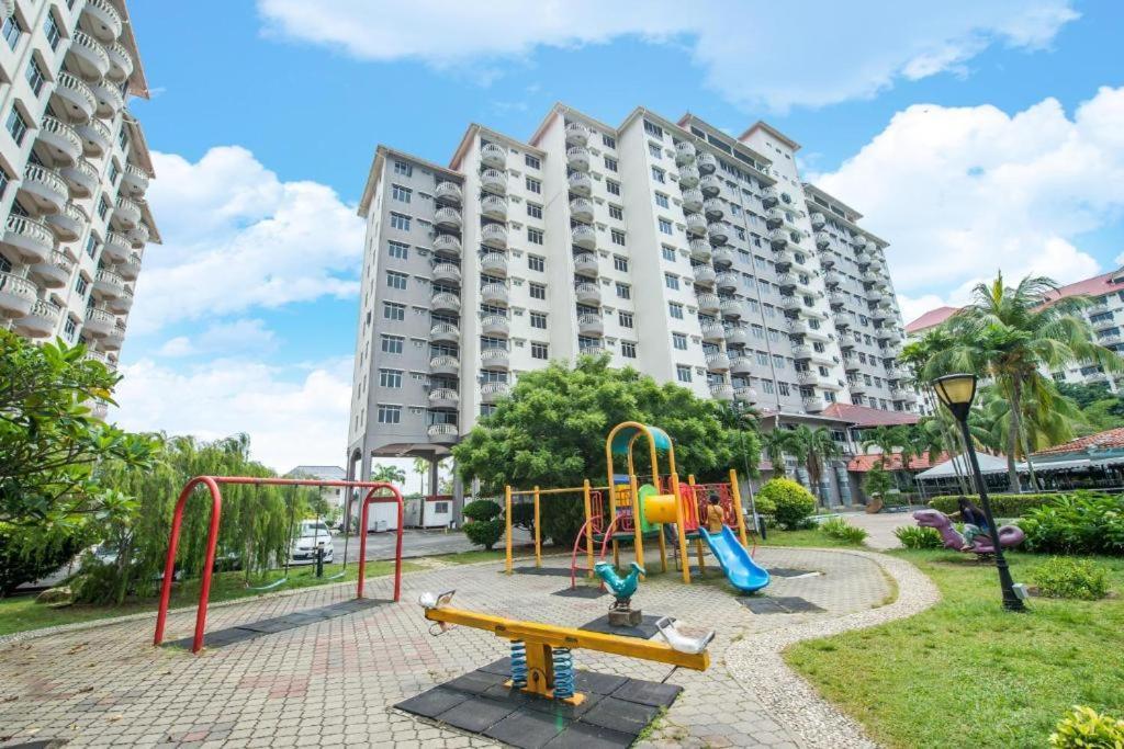 Private,Glory Beach Resort Port Dickson-Negeri Sembilan Екстер'єр фото